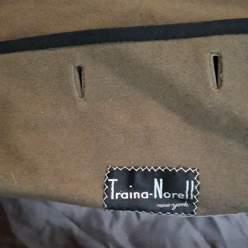 Vintage Bonwit Teller Traina Norell Olive Skirt Set with Black Accents - Picture 6 of 16